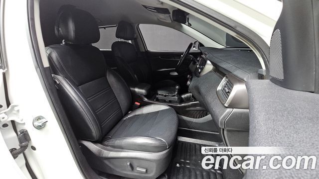Kia Sorento 2015 — photo 16