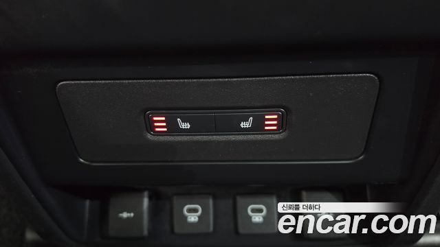 Land Rover Defender 2022 — photo 22
