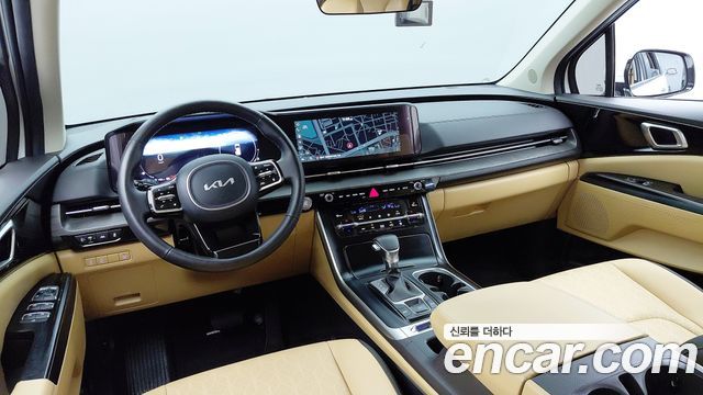 Kia Canival 2023 — photo 9