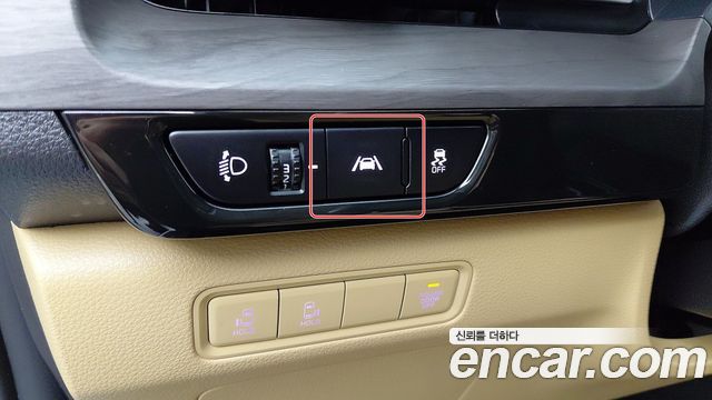 Kia Canival 2023 — photo 10