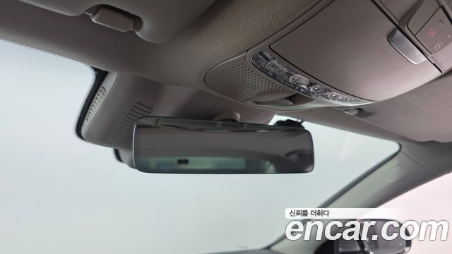 Mercedes-Benz CLS-Class 2019 — photo 24