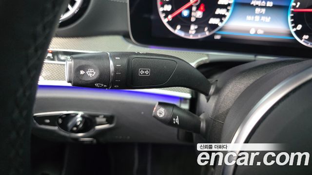 Mercedes-Benz CLS-Class 2019 — photo 31