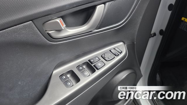 Hyundai Kona 2018 — photo 27