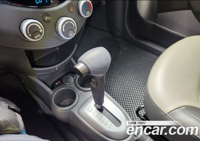 Chevrolet Korea Spark 2012 — photo 12