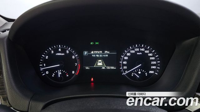 Genesis G80 2019 — photo 8