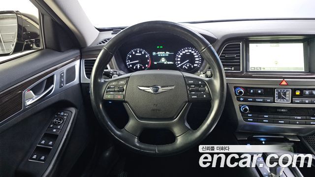 Genesis G80 2019 — photo 12