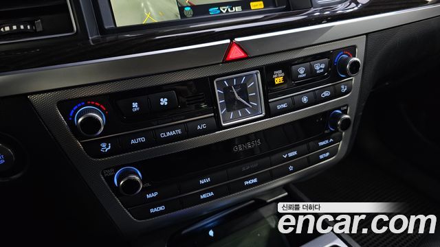 Genesis G80 2019 — photo 15