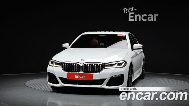 BMW 5-Series 2022 — photo 4