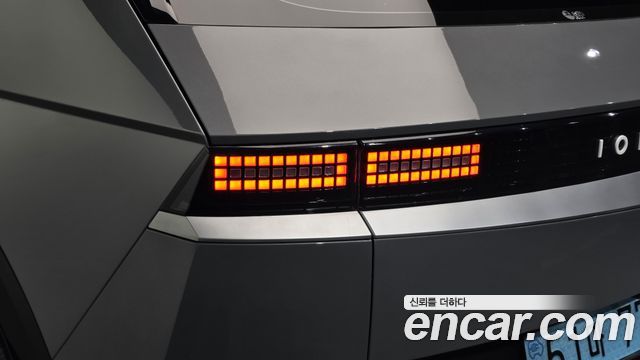 Hyundai Ioniq5 2023 — photo 9