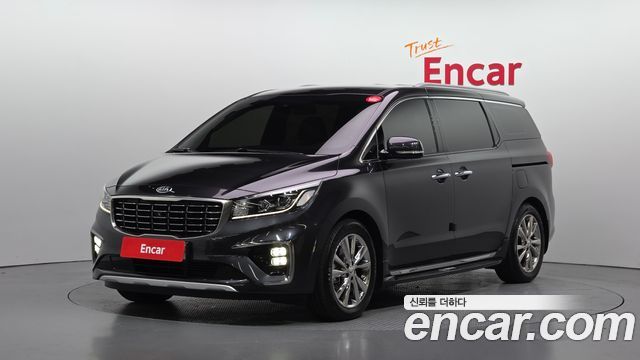 Kia Canival 2019 — photo 1