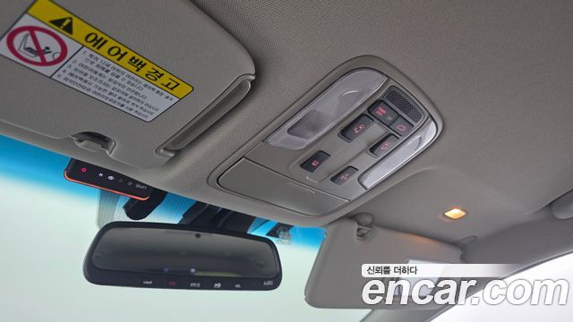 Kia Canival 2019 — photo 26