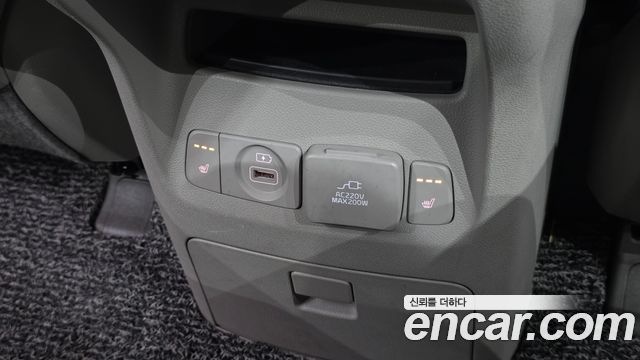 Kia Canival 2019 — photo 30