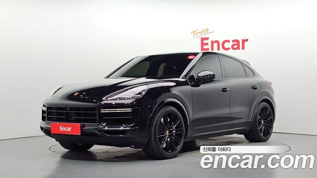 Porsche Cayenne 2022 — photo 1