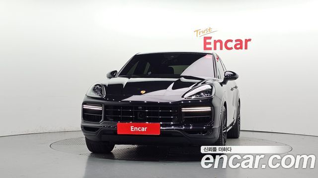 Porsche Cayenne 2022 — photo 3