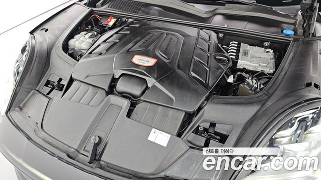 Porsche Cayenne 2022 — photo 6