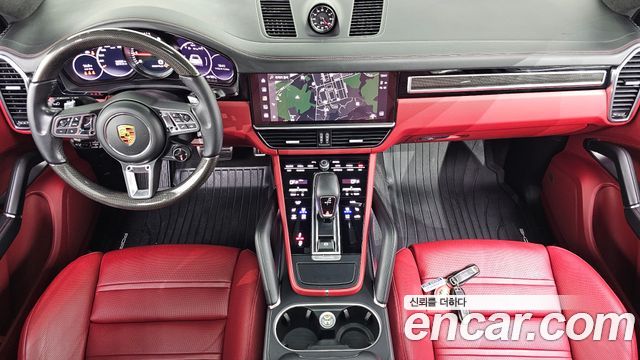 Porsche Cayenne 2022 — photo 10