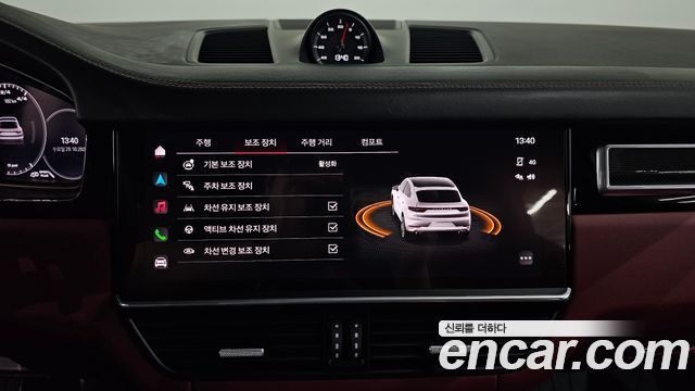 Porsche Cayenne 2022 — photo 22
