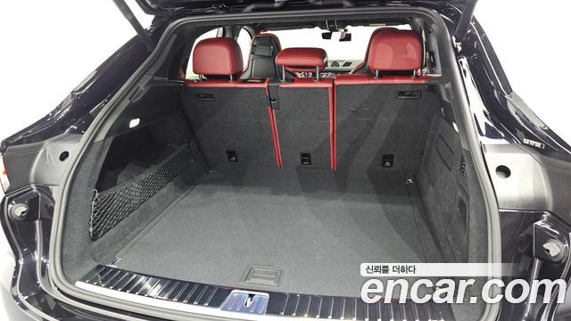 Porsche Cayenne 2022 — photo 33