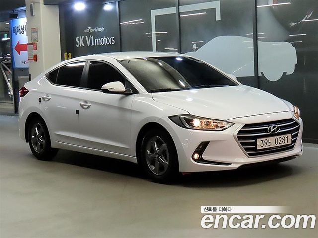 Hyundai AVANTE 2017 — photo 1