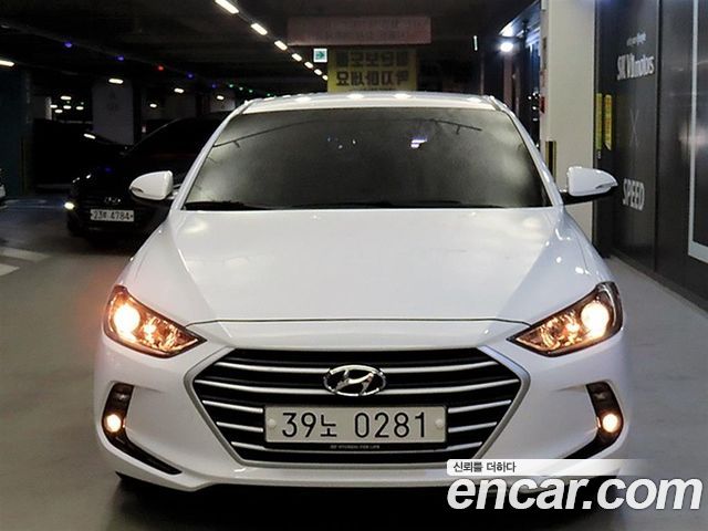 Hyundai AVANTE 2017 — photo 2