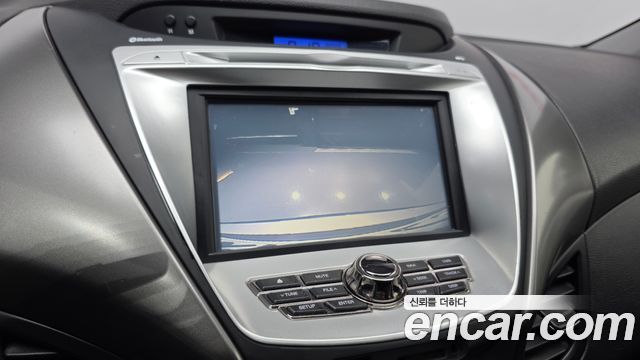 Hyundai AVANTE 2012 — photo 22