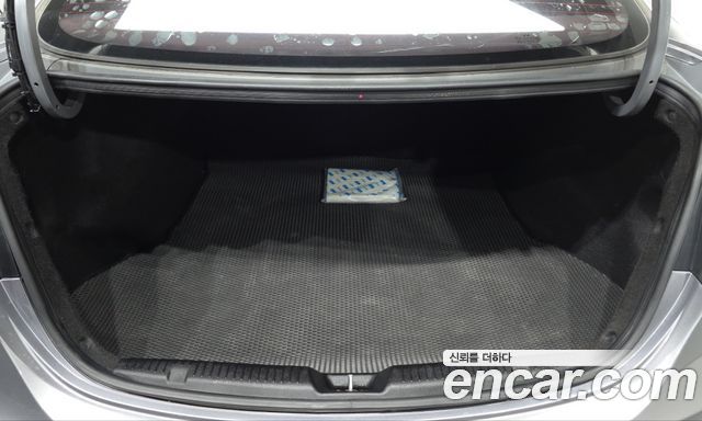 Hyundai AVANTE 2012 — photo 25