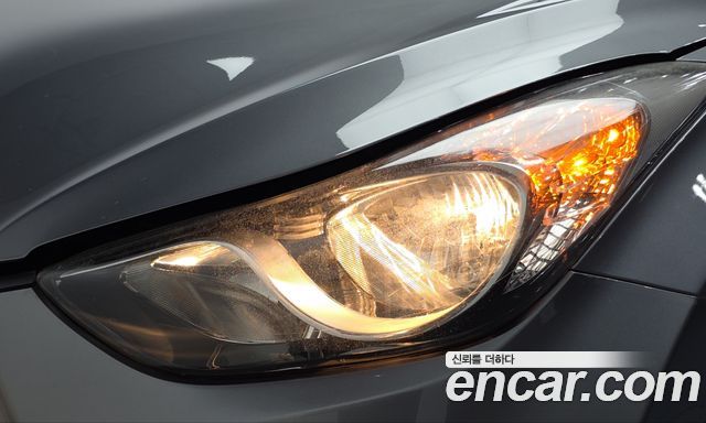 Hyundai AVANTE 2012 — photo 8