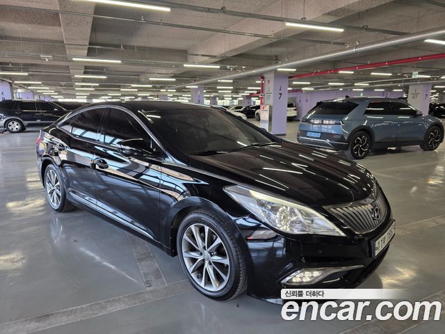 Hyundai Grandeur 2015 — photo 1