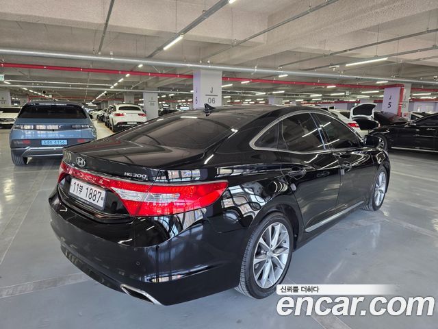 Hyundai Grandeur 2015 — photo 11