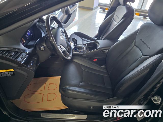 Hyundai Grandeur 2015 — photo 13