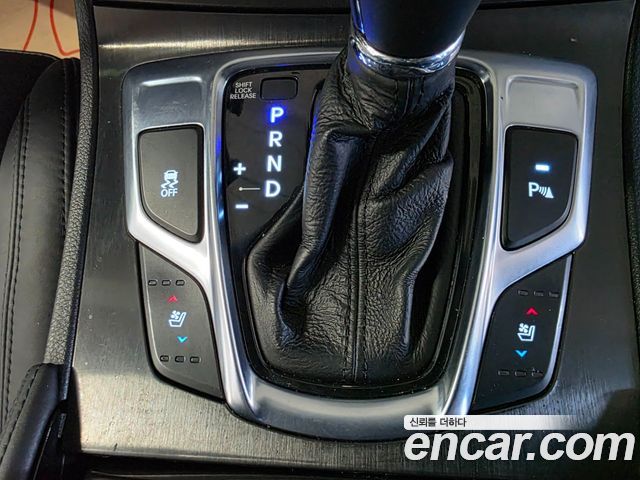 Hyundai Grandeur 2015 — photo 18