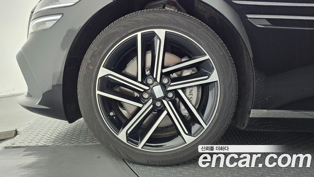 Genesis G80 2027 — photo 5