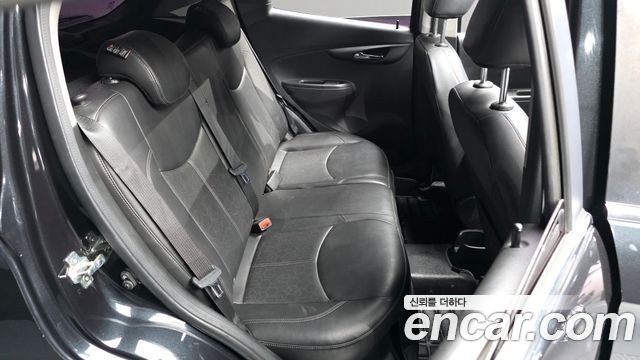 Chevrolet Korea Spark 2016 — photo 17