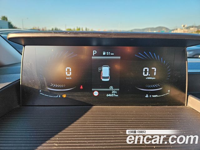 Hyundai Staria 2022 — photo 8