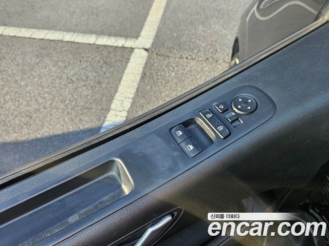 Hyundai Staria 2022 — photo 13