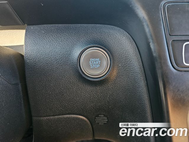Hyundai Staria 2022 — photo 16