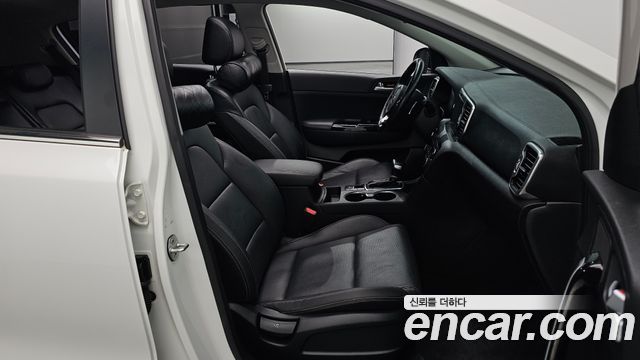 Kia Sportage 2016 — photo 13