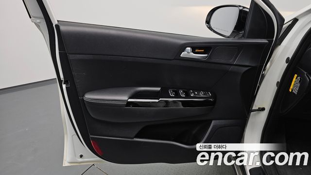 Kia Sportage 2016 — photo 14