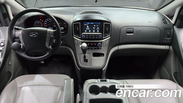 Hyundai Starex 2020 — photo 10