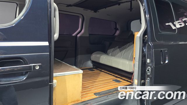 Hyundai Starex 2020 — photo 19