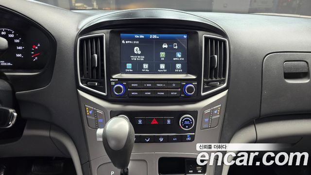 Hyundai Starex 2020 — photo 22