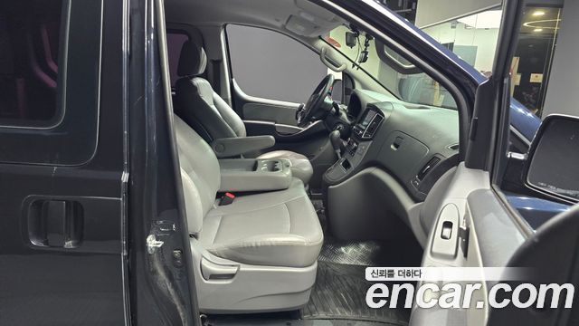 Hyundai Starex 2020 — photo 16
