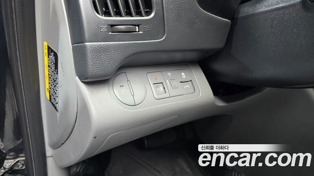 Hyundai Starex 2020 — photo 27