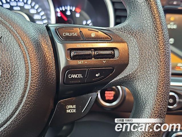 Kia K5 2014 — photo 16