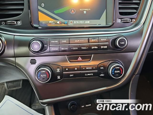Kia K5 2014 — photo 18