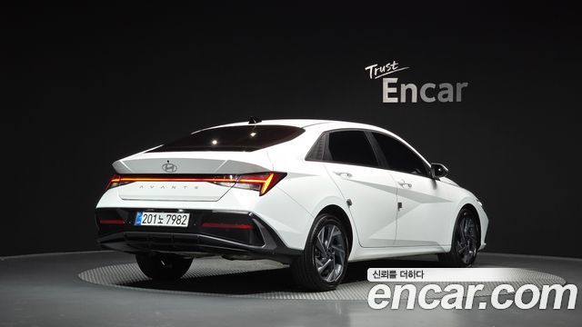 Hyundai AVANTE 2026 — photo 2