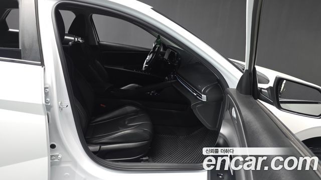Hyundai AVANTE 2026 — photo 17