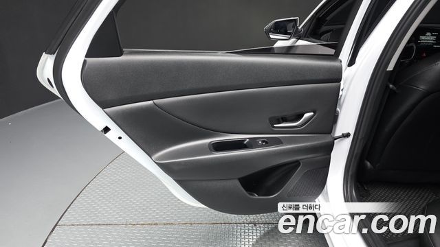 Hyundai AVANTE 2026 — photo 15