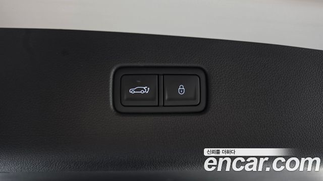 Genesis GV70 2025 — photo 22