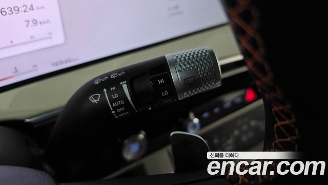 Genesis GV70 2025 — photo 26